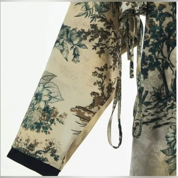 ZARA PRINTED WRAP ROBE - Picture 8 of 8